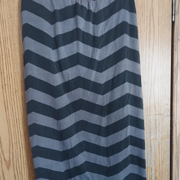 3/$30 Plus Size. Last Exist Maxi Dress. Black & Gray - Picture 4 of 4